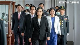 蔡英文,賴清德
圖／總統府提供
（帥,霸氣,撿到槍）