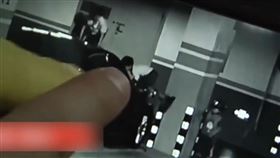 河南,鄭州,直排輪,車頂,捷豹,刮花,板金(梨視頻)