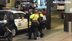 台北市西門町星聚點KTV再傳鬥毆，3名男子被帶回派出所偵辦。（圖／翻攝畫面）