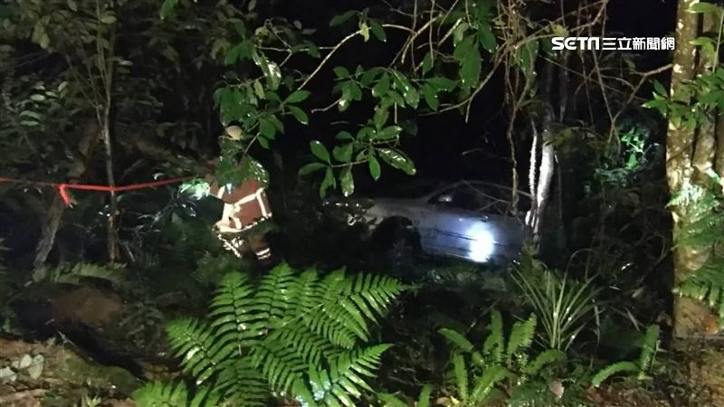 女上山採藥車震下滑　小王跳車遭壓死