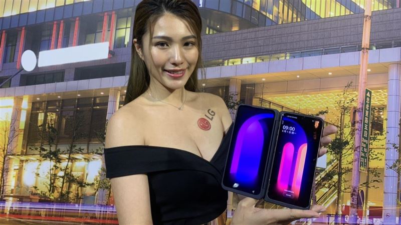5G旗艦款報到！LG推雙螢幕新機