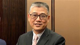 神基估今年營運先蹲後跳強固型工業電腦廠神基科技董事長黃明漢29日於股東會後受訪，形容今年營運「先蹲後跳」，雖然第3季相對保守，但第4季仍有旺季效應可期。中央社記者吳家豪攝　109年5月29日