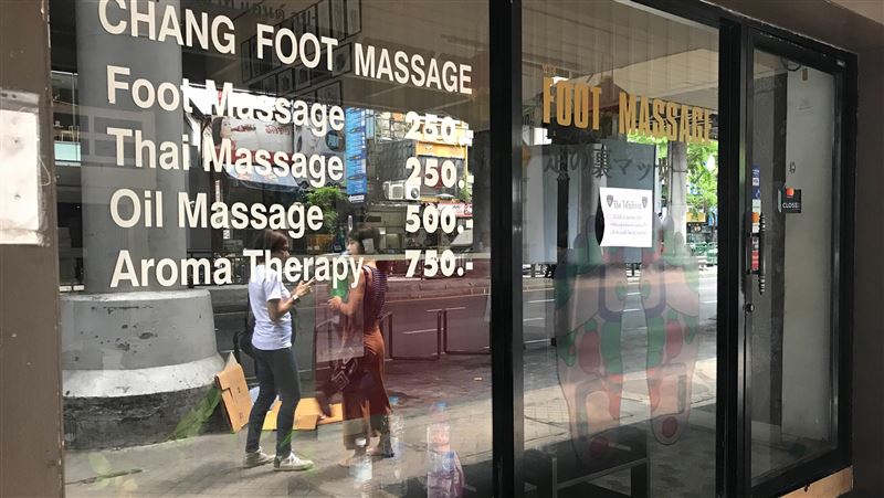 泰國第三波解禁　電影院按摩店將開放