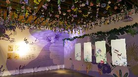 多媒體展出藝術創作　與郎世寧畫中花鳥