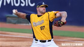 ▲中信兄弟先發投手萊福力。（圖／記者劉彥池攝影）