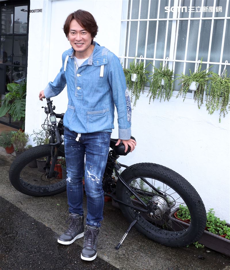 王識賢三立新聞網專訪。（記者邱榮吉/攝影）