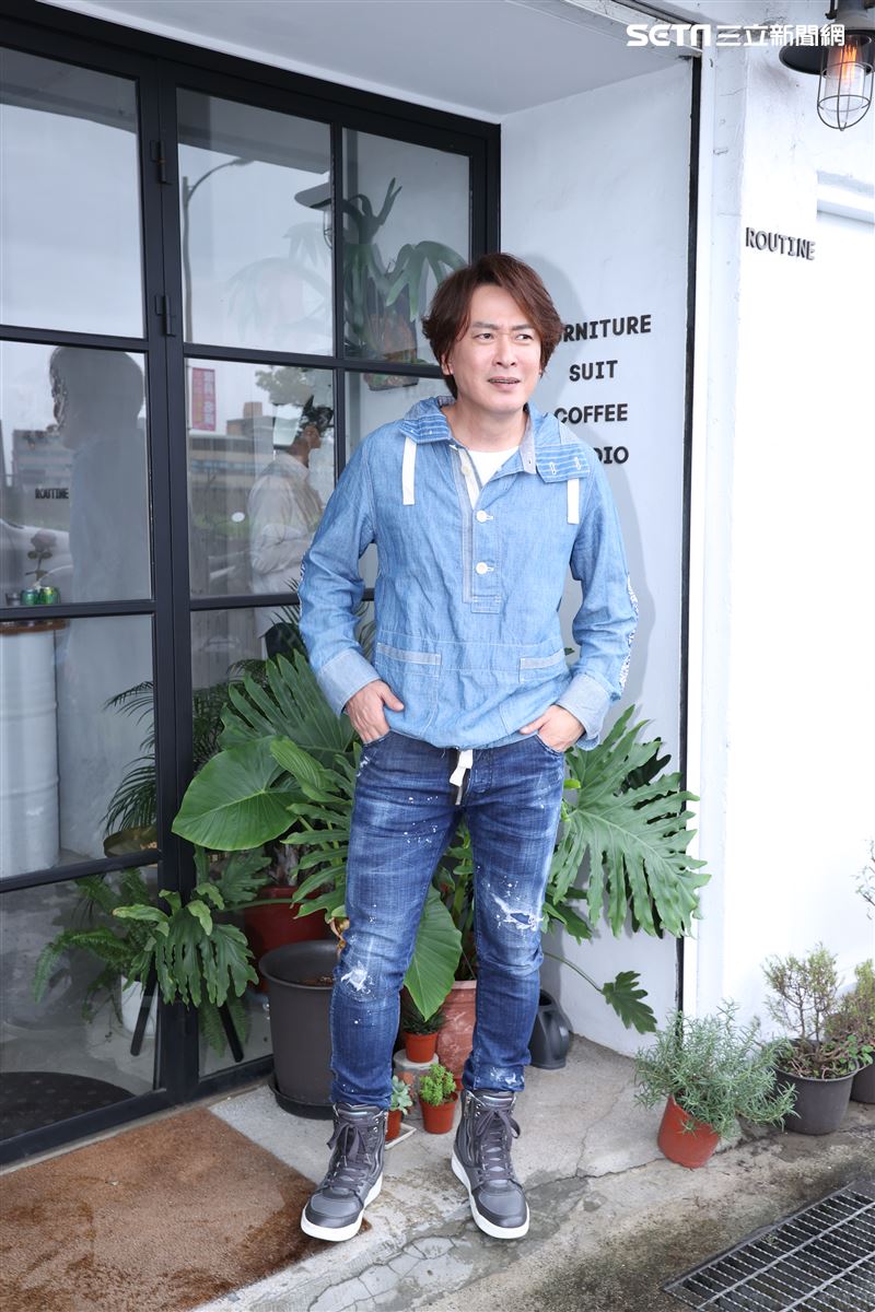 王識賢三立新聞網專訪。（記者邱榮吉/攝影）