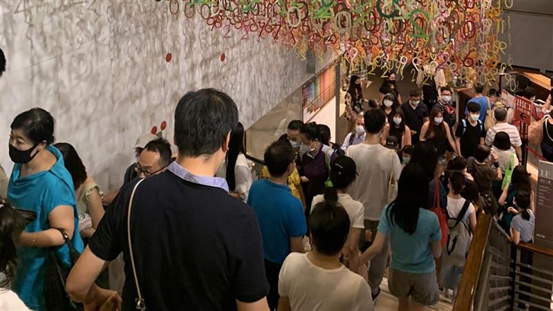 誠品敦南熄燈倒數　民眾：像少塊拼圖