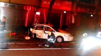 男酒駕載正妹見警逃　驚悚追撞一死