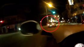 攔查畫面曝！BMW男酒駕躲警　踩油門狂飆…快到瞬間消失(圖/翻攝畫面)
