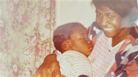 美國,警察,小時候,母親,佛洛伊德
https://www.facebook.com/shaunking/photos/a.799605230078397/3190502320988664/?type=3&theater