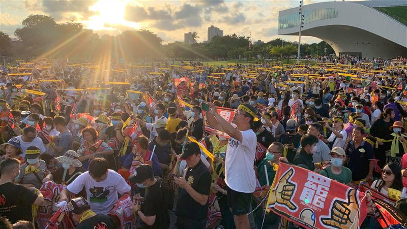 呂秋遠：誠品、美警暴行、香港、罷韓