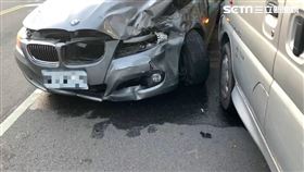 台中,豐田,BMW,車禍,交叉路口（圖／翻攝畫面）