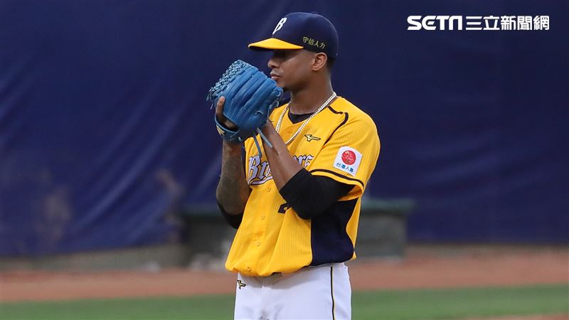 中職／首位割喉戰　米蘭達強碰威拉諾