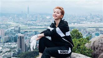 曾之喬開頻道月收入曝　鬆口不當藝人