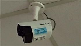 中山大學校園發現海康威視監視器時代力量高市鳳山區立委參選人陳惠敏透過臉書貼文指出，她在中山大學校園發現15支「海康威視」（Hikvision）監視器；校方表示，現有監視器都僅有內網，資安無虞。（陳惠敏提供）中央社記者程啟峰高雄傳真　108年9月20日