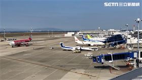 桃園機場，停機坪，記者陳弋攝影