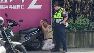 水泥車撞死2情侶　駕駛嚇傻崩潰下跪