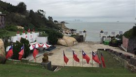 金門力推防疫旅遊　大膽島申請人數暴增金門縣政府1日表示，在縣府積極邀請旅遊業者來體驗防疫旅遊、赴台推介之下，在後疫情期間，申請到大膽島觀光人數踴躍，6月的報名人數已超過3000人。中央社記者黃慧敏攝　109年6月1日