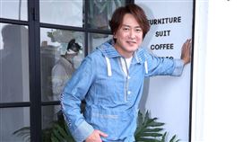 王識賢三立新聞網專訪。（記者邱榮吉/攝影）