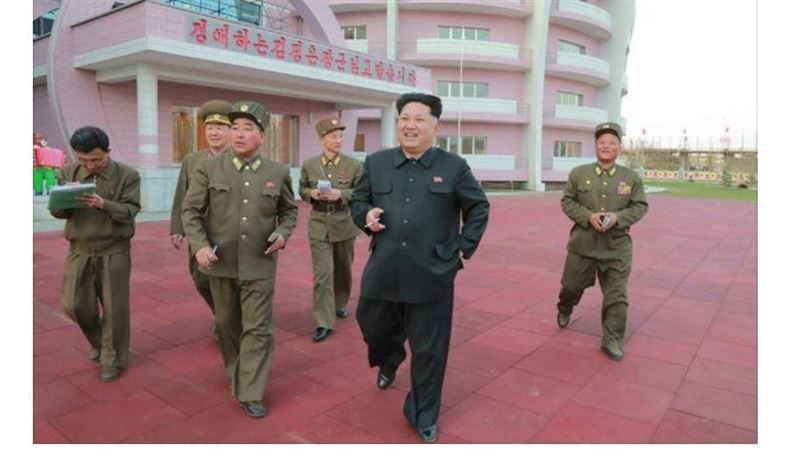 金正恩幼稚園抽菸　北韓禁菸會成功？