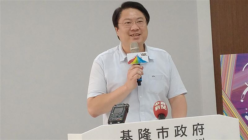 林右昌：進出基隆市府不強制戴口罩