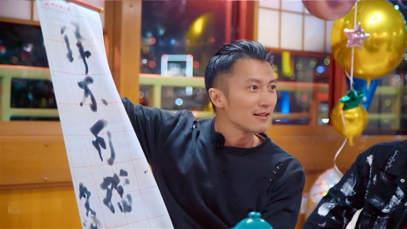 終於鬆口認摯愛？謝霆鋒王菲近況曝光