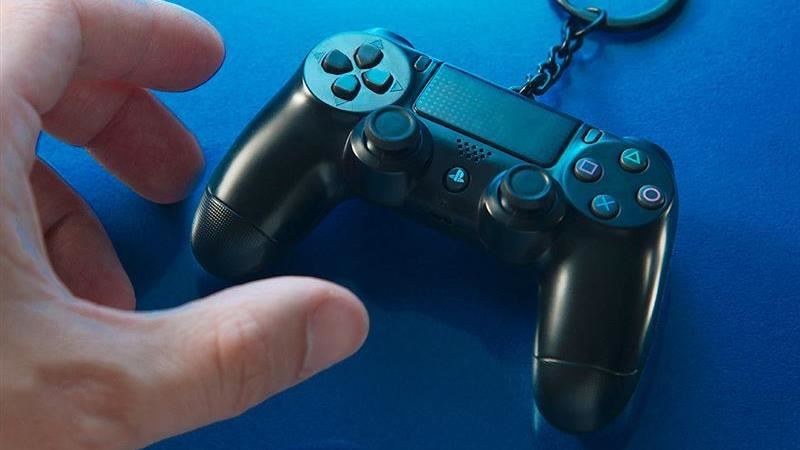 PS4悠遊卡預購秒殺…下午這時還有
