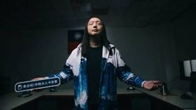 圖／勿用！！！！！！！！！
「當我是一個環遊世界的半熟大人」—— 唐鳳（圖／Dcard提供）