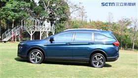 ▲Luxgen URX休旅車（圖／鍾釗榛攝影）