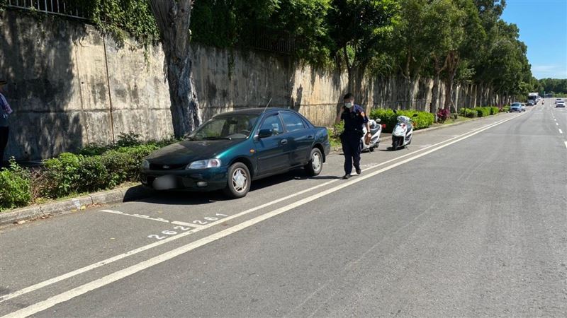 林口婦陳屍轎車後座　全身發黑腫脹