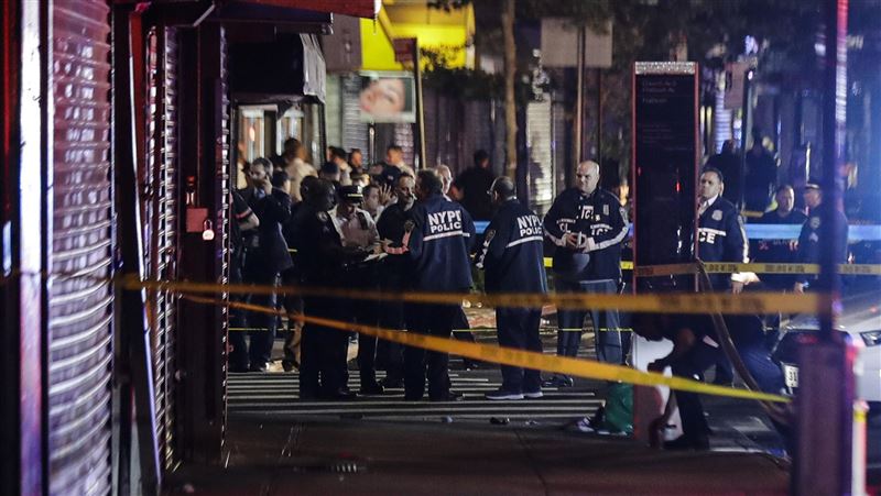 紐約宵禁仍出事　1警被砍2警中彈