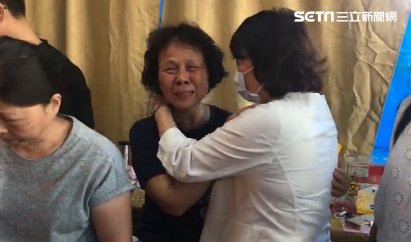 承翰父抑鬱病逝　母淚崩：才失去兒子