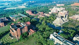  網友認為中正大學校園最美。（圖／翻攝自國立中正大學台灣文學與創意應用研究所臉書）