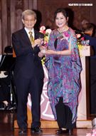 陳亞蘭榮獲國立師範大學「傑出學生」獎。（記者邱榮吉/攝影）