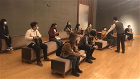 消保處查6縣市28家藝文展演場所  防疫皆到位行政院消保處5日公布查核6縣市28家藝文展演場所，全有落實文化部建議採行的防疫措施，並有22家採取額外措施，包含入場採實名制、總量管制及分散式座位等。（行政院消保處提供）中央社記者楊淑閔攝  109年6月5日