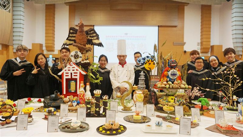 銘傳金門烘焙科畢展　糕點嘆為觀止
