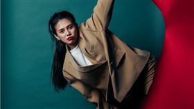 編舞家林素蓮新作從一數到五  探討完整的定義編舞家林素蓮在國家兩廳院「2020新點子實驗場」企劃中，推出新作「從一數到五」，討論她心中所謂「完整」的定義。（國家兩廳院提供）中央社記者趙靜瑜傳真　109年6月5日