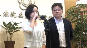 燈泡媽　王婉諭　回應　李來希　言論　（林恩如攝）