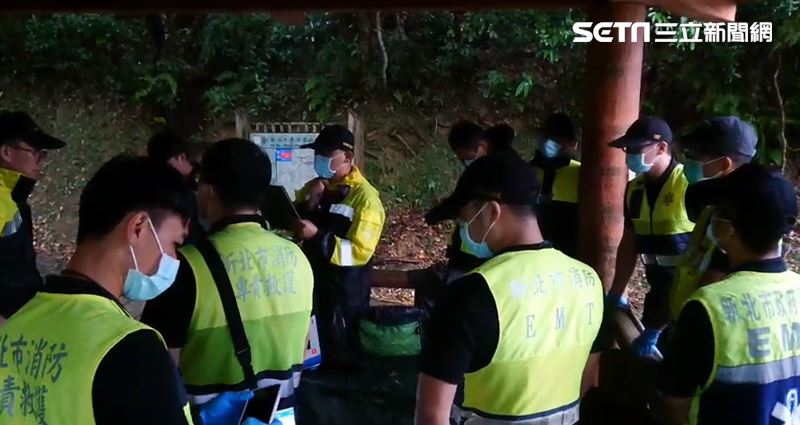 快訊／新北男登新山夢湖遭雷擊待救援