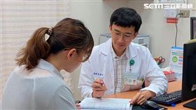 成大醫院健康管理中心陳泓裕醫師說，健康檢查不只是做安心的，更要能讀懂報告。