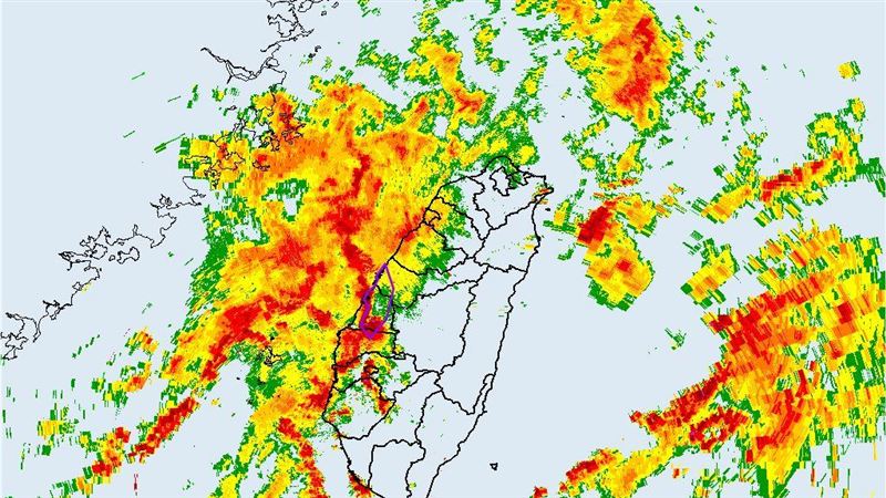 鋒面逼近！中南部9縣市大雨特報