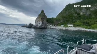 睽違1年基隆嶼再啟！遊客嗨坐船登嶼