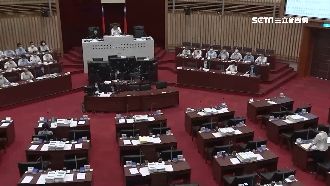 高市3首長缺席備詢　去議長靈堂上香