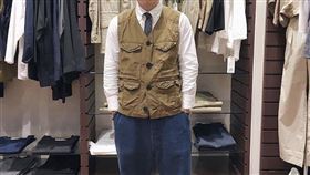 西裝背心,台灣,穿搭,天氣,悶熱,PTT　圖／翻攝自Instagram