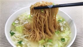 政江號,湯圓,芝麻湯圓,傳統小吃,甜不辣,雞絲麵(記者郭奕均攝影)