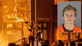 警局整棟燒毀！23歲屁孩縱火犯落網
美國,,George Floyd,警察,縱火,暴動,警局
翻攝自推特