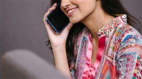 打電話。（圖／翻攝自免費圖庫Pexels）