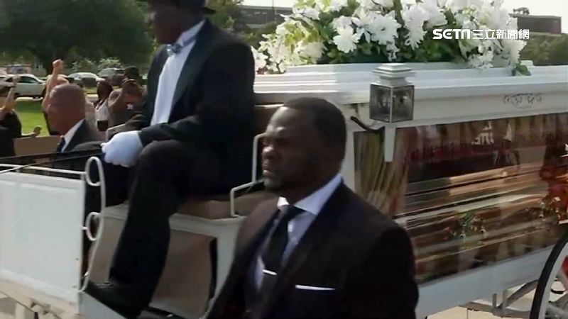 佛洛伊德下葬問題未解　示威持續中