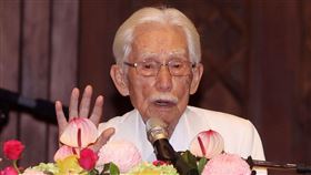 總統府資政辜寬敏以校友身分出席國立師範大學95周年慶。（記者邱榮吉/攝影）